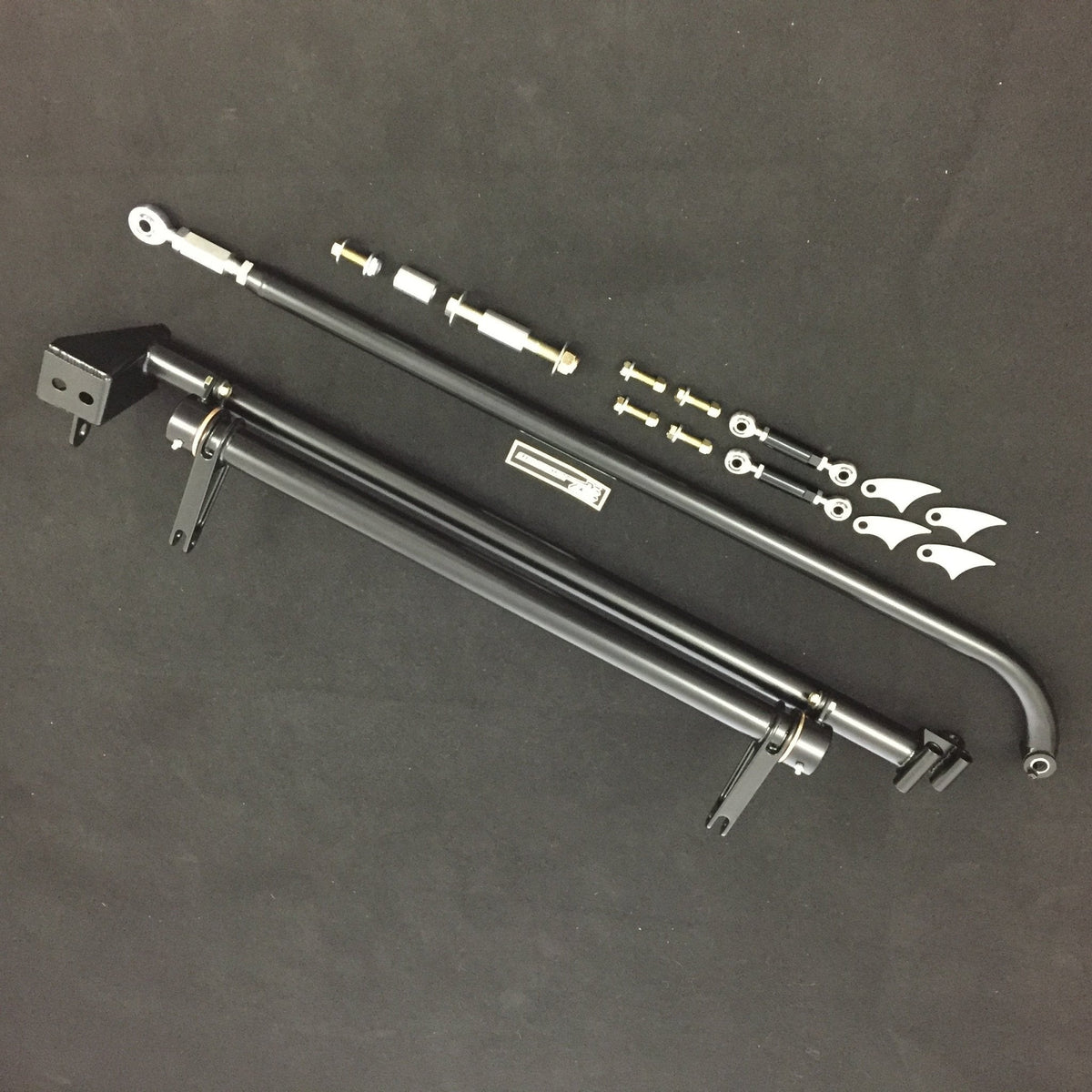 TRZ ANTI-ROLL BAR / PANHARD BAR ASSEMBLY (05-14 MUSTANG)
